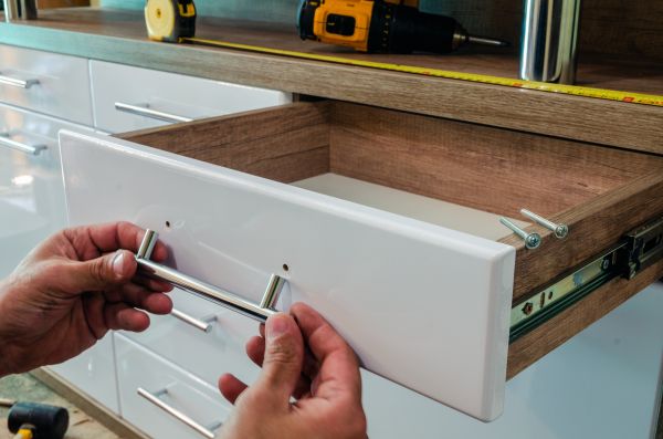 Drawer Handles Replacement in Garland